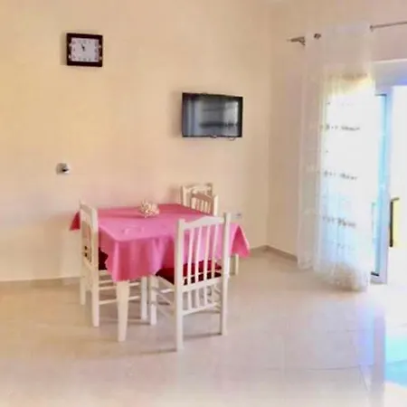 Apartment Yasmin Sarandë